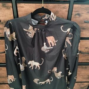 SHEIN Black Top with Animal Print